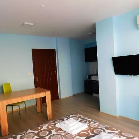 Homeline Kazakovi Neszebar