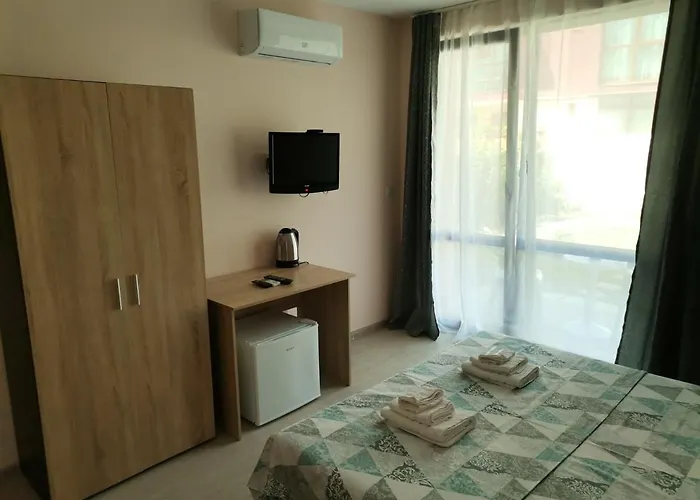 Guest house Homeline Kazakovi 4*