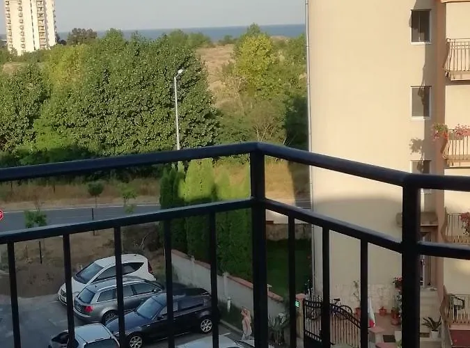 Guest house Homeline Kazakovi Nesebar