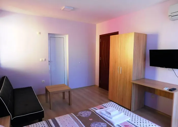 Guest house Homeline Kazakovi